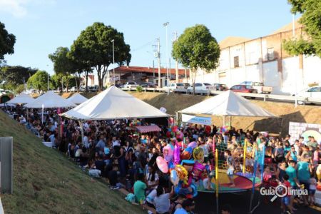 Festival da Criança lota Avenida dos Olimpienses com diversas atrações