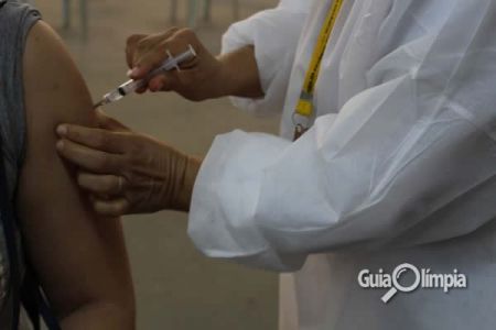 Saúde informa pontos de vacinação para profissionais da Educação de 18 a 44 anos e demais públicos