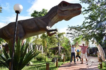 Vale dos Dinossauros lança campanha para o Dia das Crianças